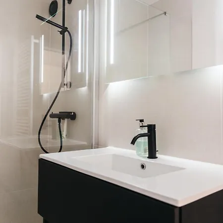 Lecomte - Family Escape At Sea 203 奥斯滕德